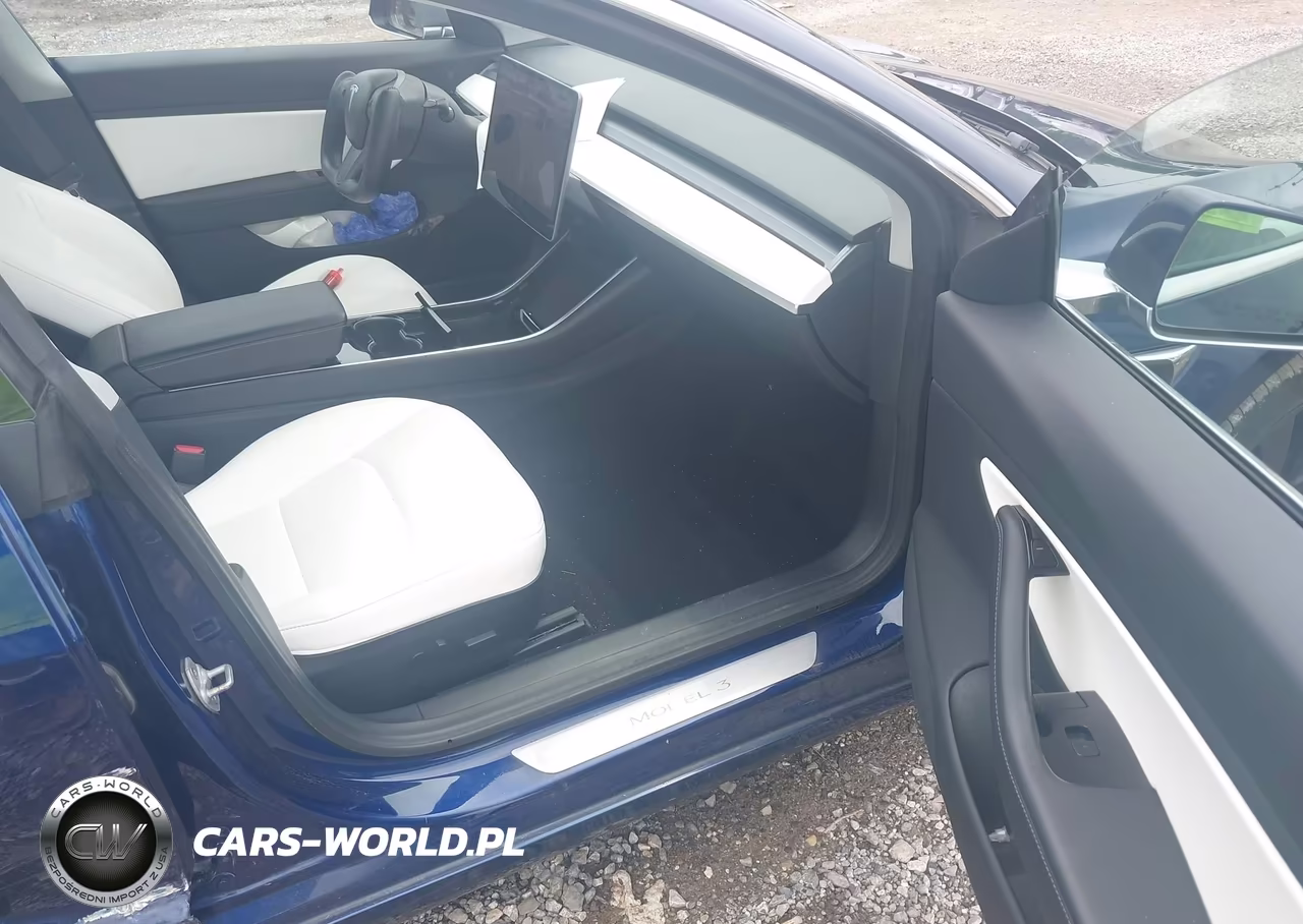 2018 Tesla Model 3 Long Range-Performance VIN:5YJ3E1EB2JF056121 - 5