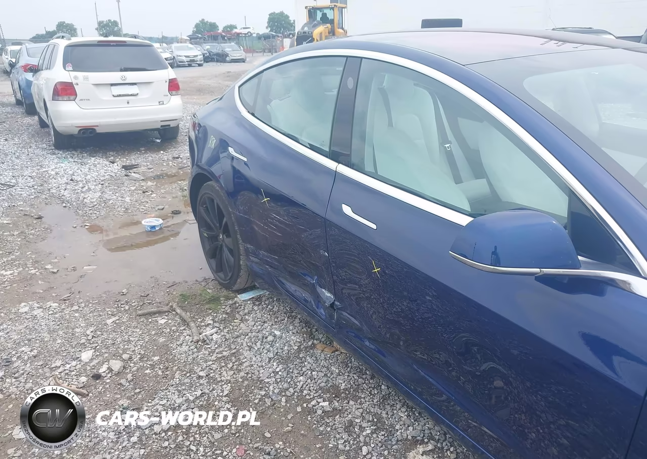 2018 Tesla Model 3 Long Range-Performance VIN:5YJ3E1EB2JF056121 - 6
