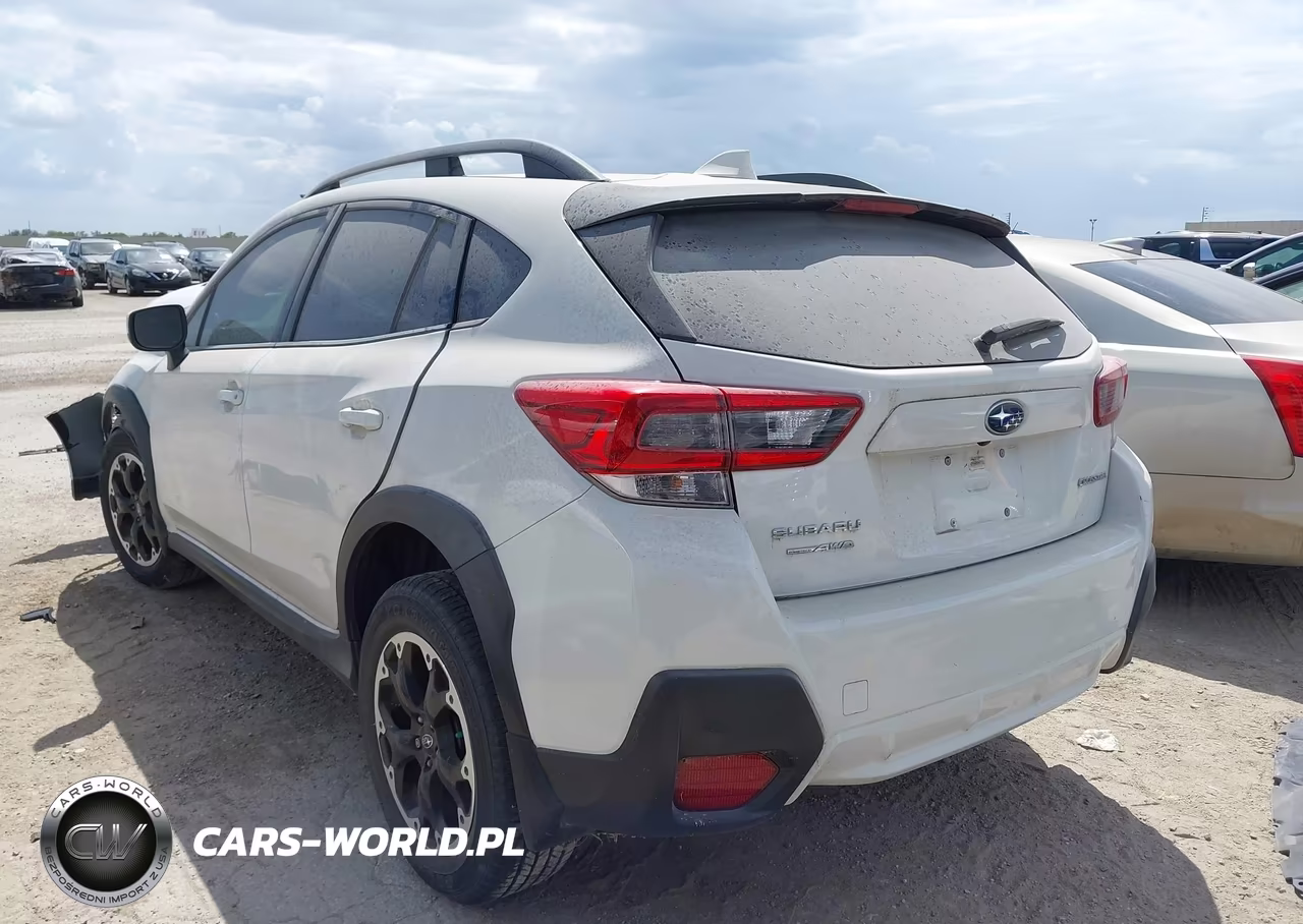 2021 Subaru Crosstrek Premium VIN:JF2GTAPC7M8255927 - 3