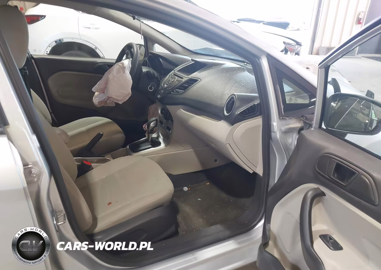 2018 Ford Fiesta Se VIN:3FADP4BJ3JM126707 - 5