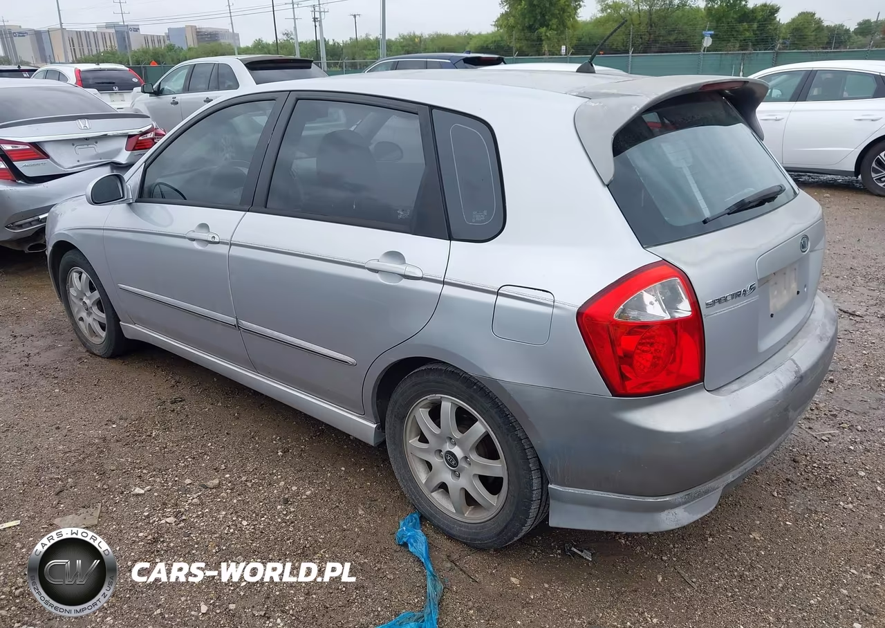 2005 Kia Spectra5 VIN:KNAFE161155108779 - 3