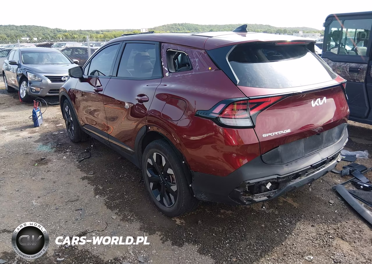 2023 Kia Sportage Plug-In Hybrid X-Line Prestige VIN:KNDPZDAH8P7094677 - 3