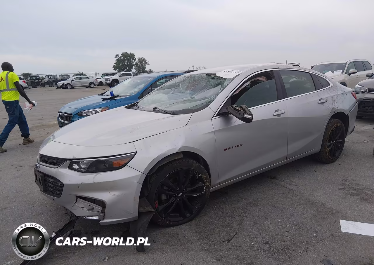 2018 Chevrolet Malibu Lt VIN:1G1ZD5ST2JF139490 - 2