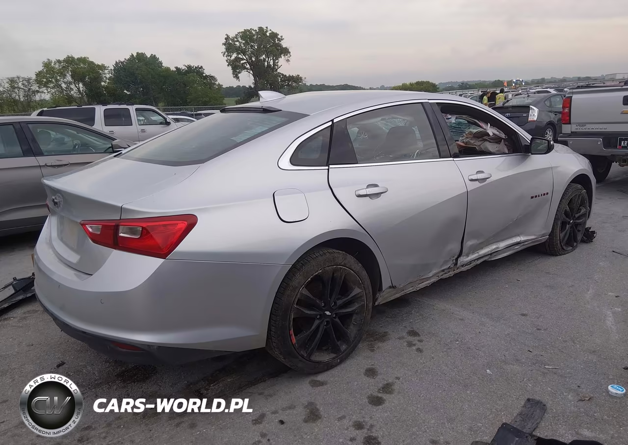 2018 Chevrolet Malibu Lt VIN:1G1ZD5ST2JF139490 - 4