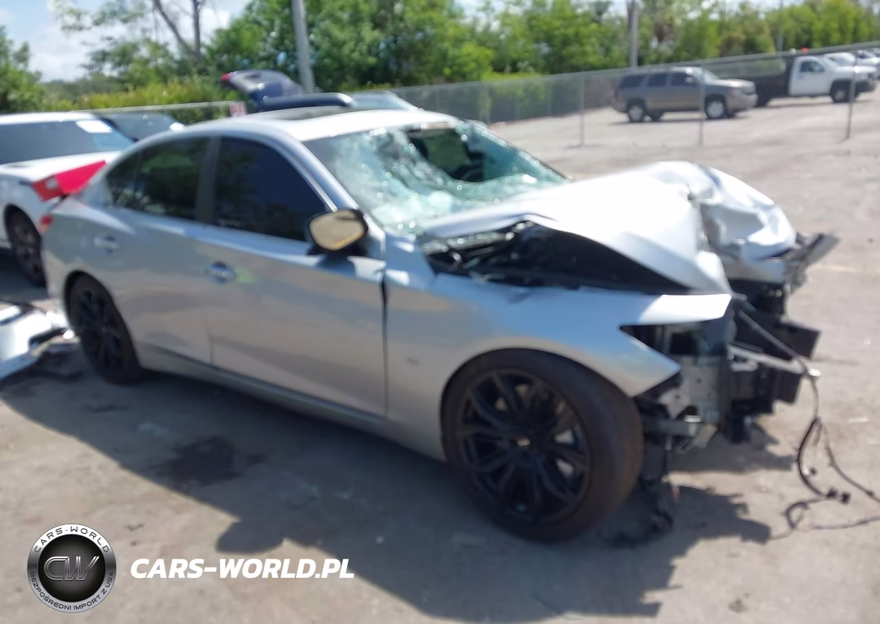 2014 Infiniti Q50 Sport – zdjęcie 1 z 17