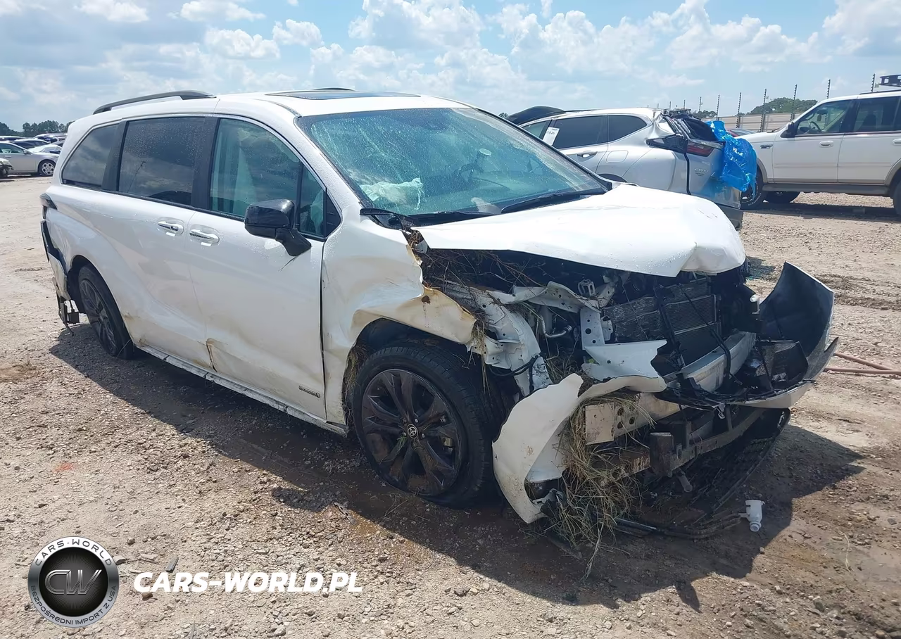 2021 Toyota Sienna Xse