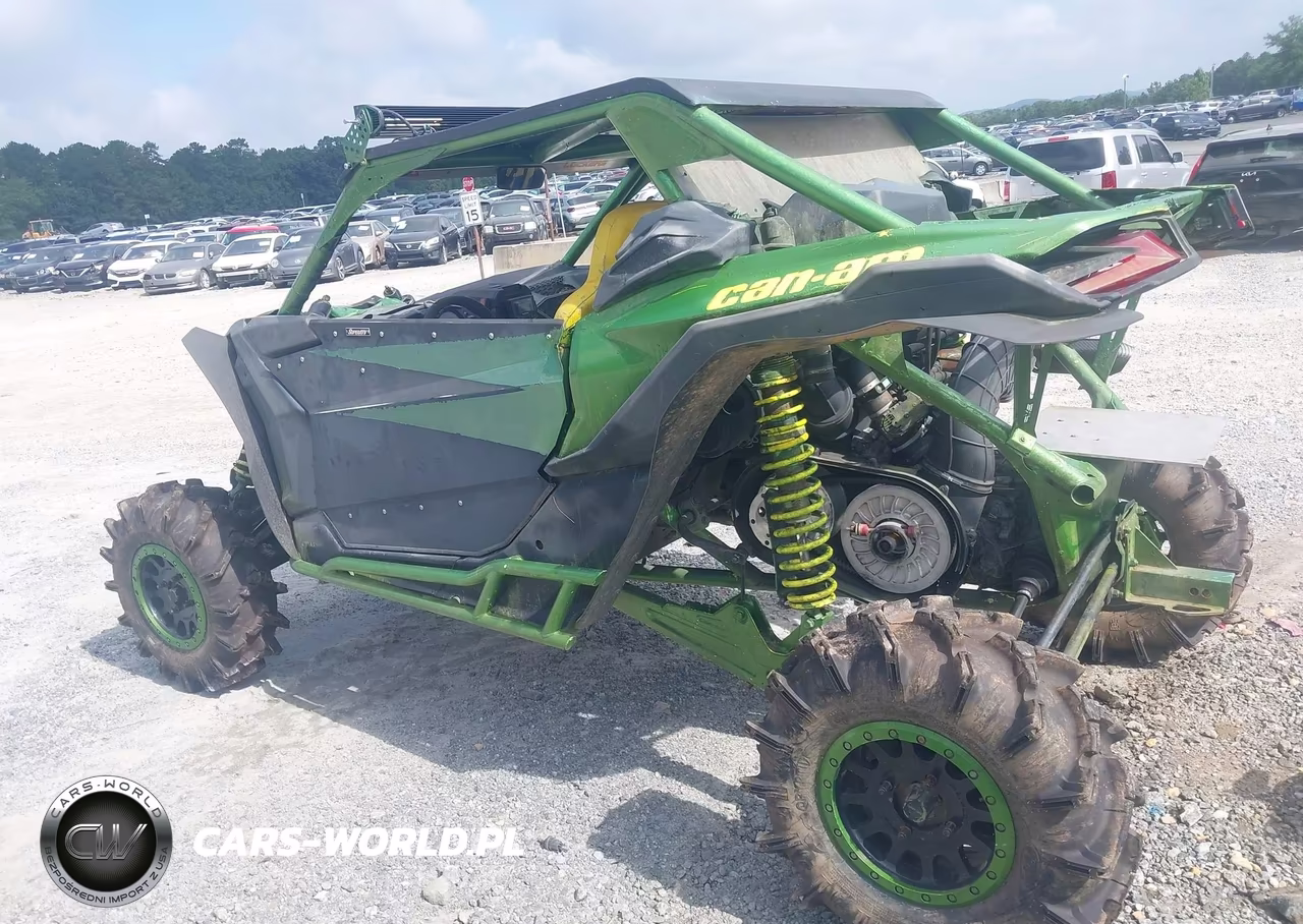 2018 Can-Am Maverick X3 X Mr Turbo R VIN:3JBVWAW28JK000232 - 12
