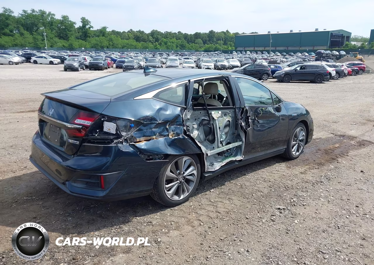 2018 Honda Clarity Plug-In Hybrid VIN:JHMZC5F17JC022636 - 4