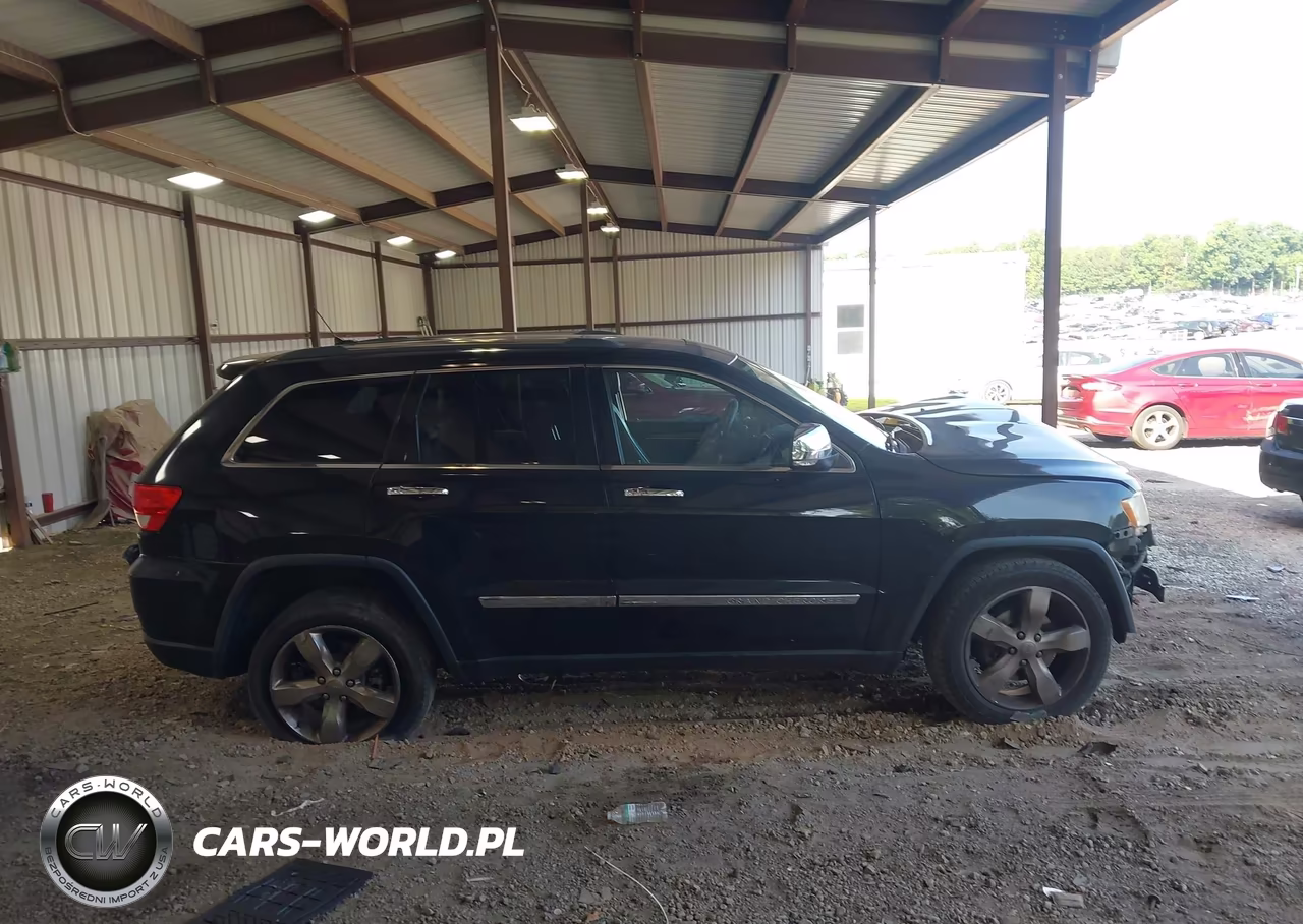 2013 Jeep Grand Cherokee Overland VIN:1C4RJECG8DC526343 - 14