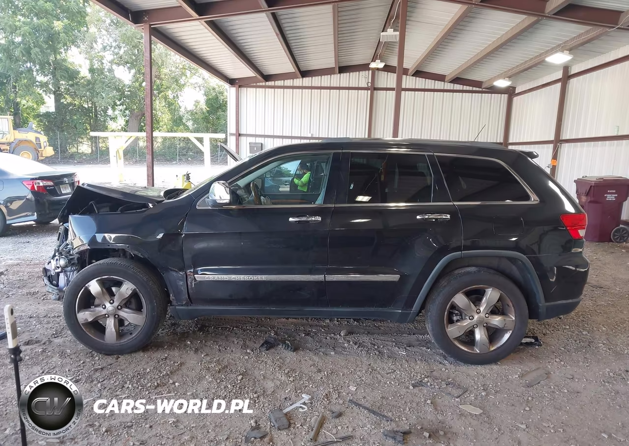 2013 Jeep Grand Cherokee Overland VIN:1C4RJECG8DC526343 - 15