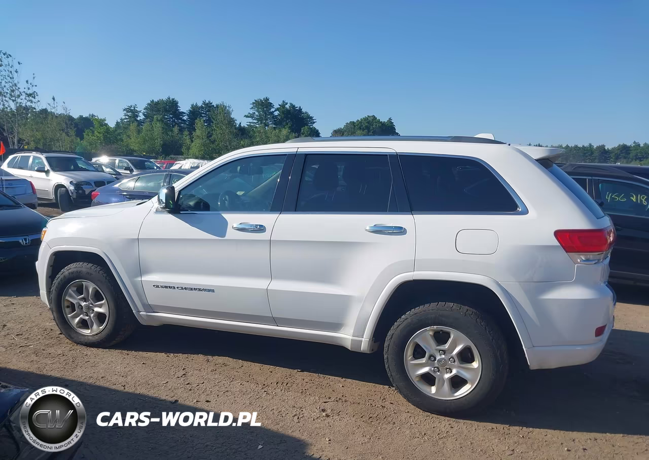 2015 Jeep Grand Cherokee Overland VIN:1C4RJFCM8FC790967 - 14