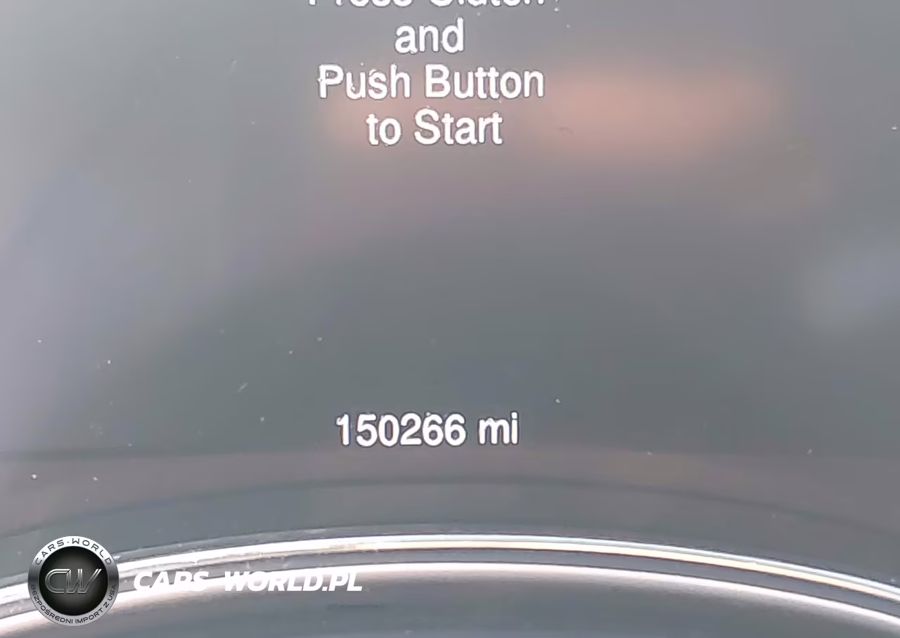 2015 Jeep Grand Cherokee Overland VIN:1C4RJFCM8FC790967 - 15