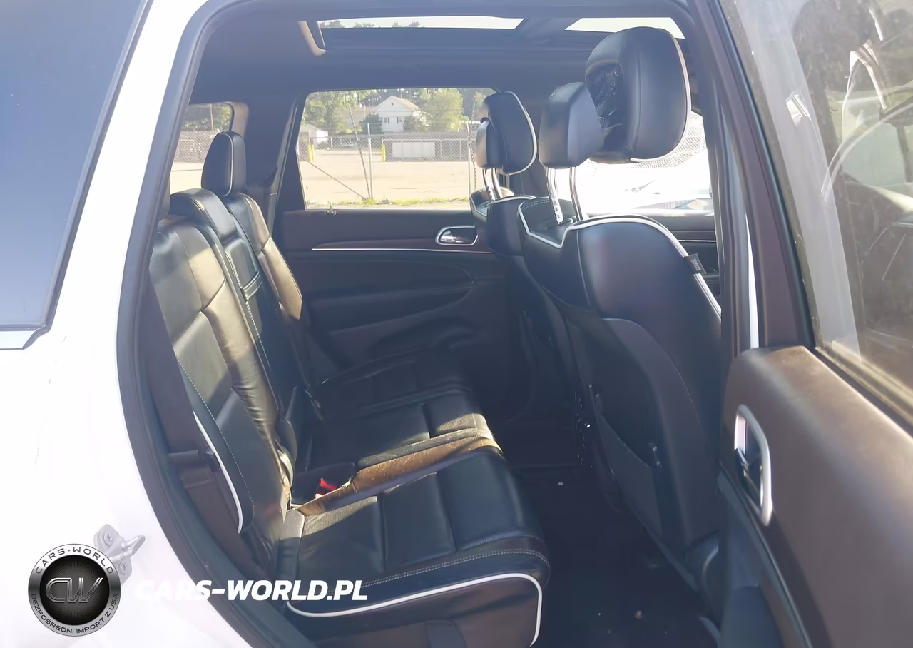 2015 Jeep Grand Cherokee Overland VIN:1C4RJFCM8FC790967 - 8