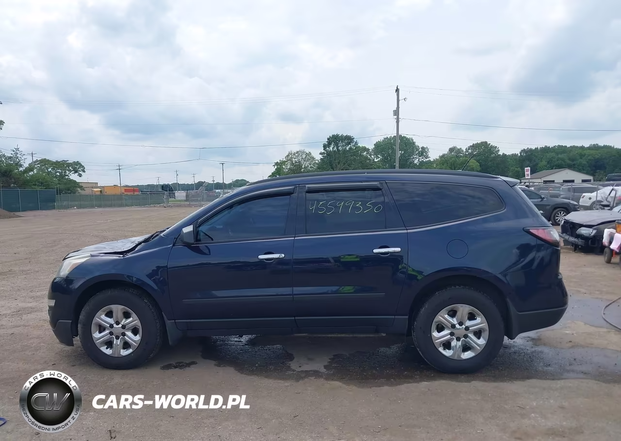 2015 Chevrolet Traverse Ls VIN:1GNKRFED9FJ182563 - 14