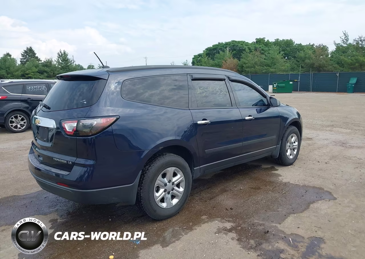 2015 Chevrolet Traverse Ls VIN:1GNKRFED9FJ182563 - 4