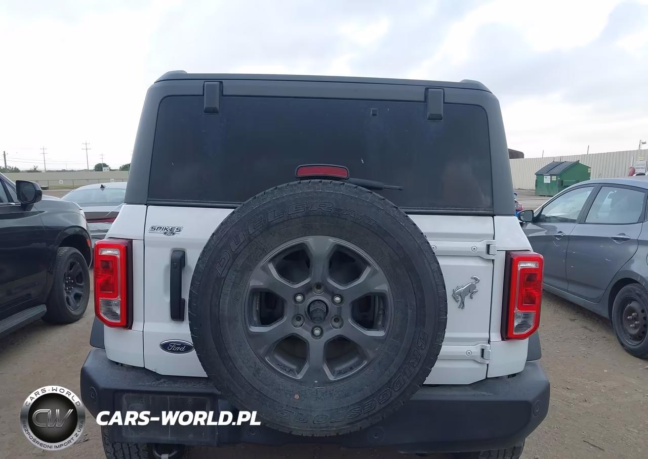 2023 Ford Bronco Big Bend-Black Diamond-Outer Banks VIN:1FMDE5AP6PLB69942 - 17