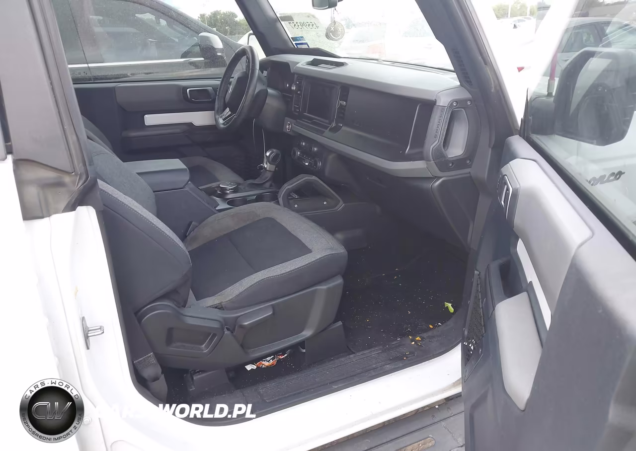 2023 Ford Bronco Big Bend-Black Diamond-Outer Banks VIN:1FMDE5AP6PLB69942 - 5