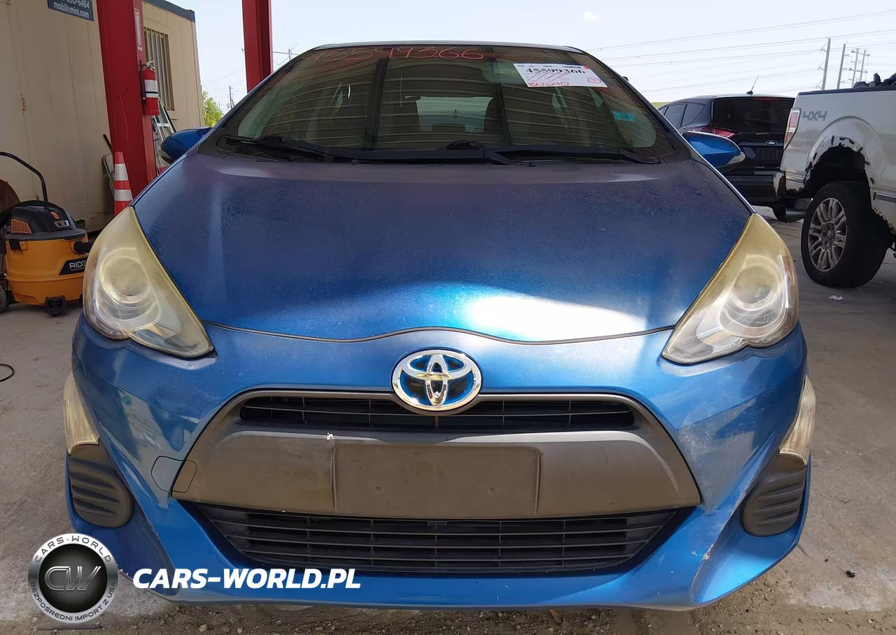 2016 Toyota Prius C One VIN:JTDKDTB3XG1121595 - 13