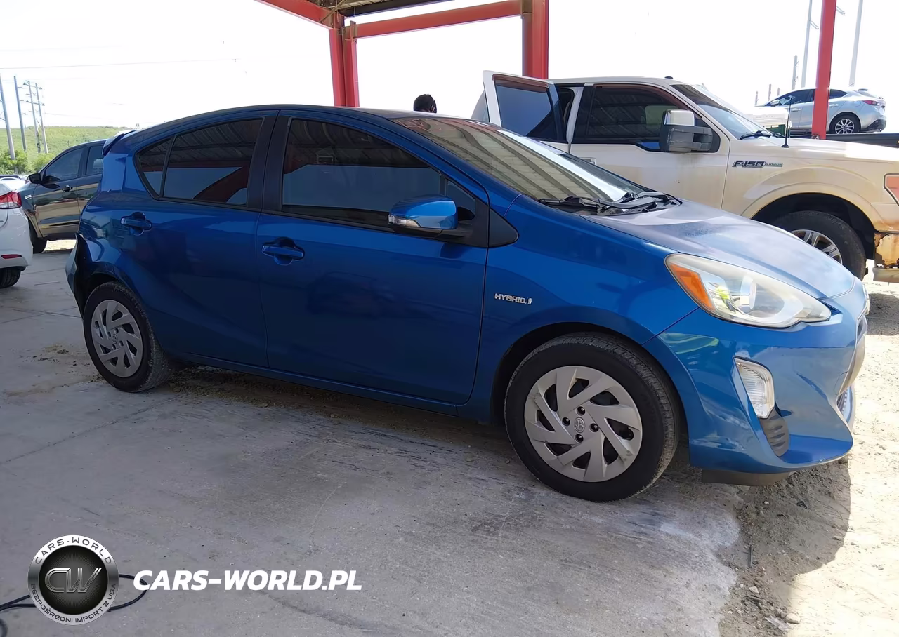 2016 Toyota Prius C One VIN:JTDKDTB3XG1121595 - 14