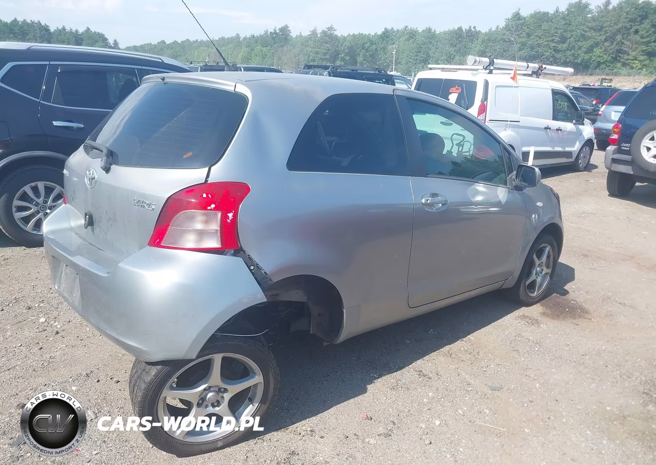 2007 Toyota Yaris VIN:JTDJT923375070046 - 4