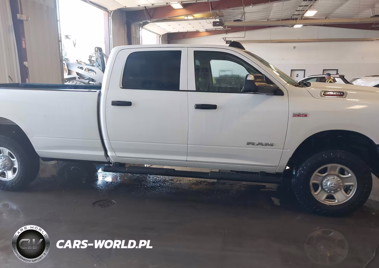 2020 Ram 3500 Tradesman 4X4 8' Box VIN:3C63R3GJ6LG199517 - 13