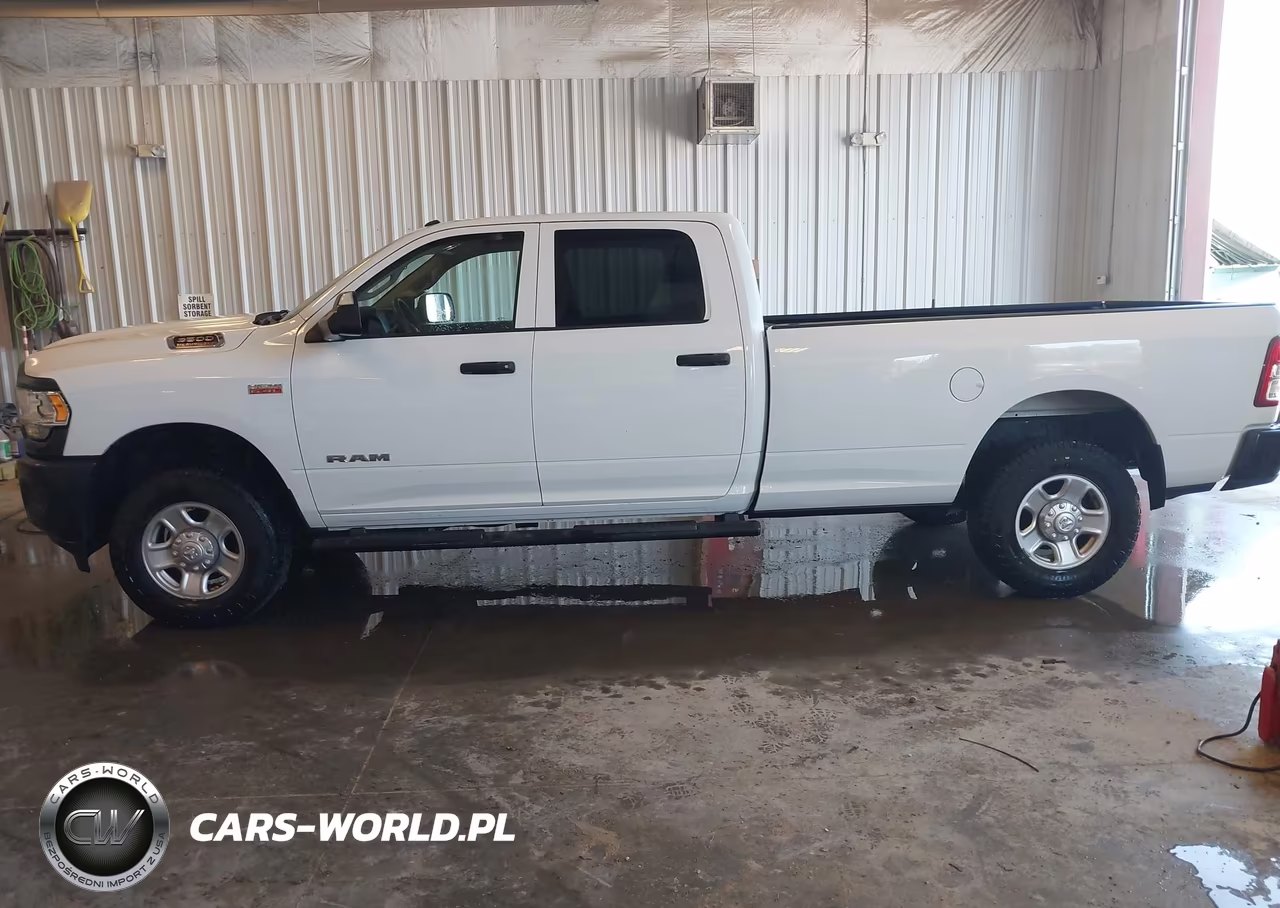 2020 Ram 3500 Tradesman 4X4 8' Box VIN:3C63R3GJ6LG199517 - 14