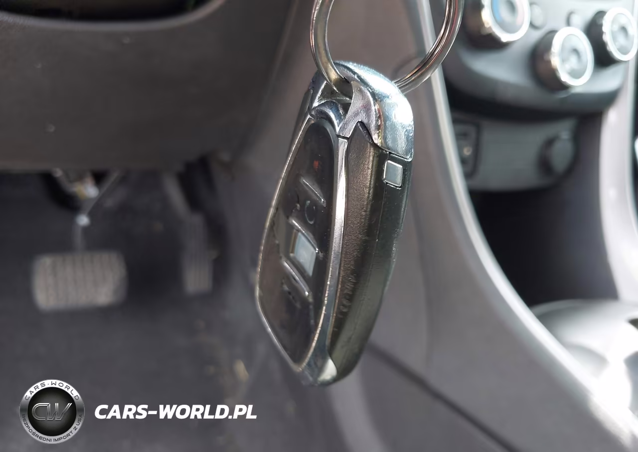 2020 Chevrolet Trax Awd Lt VIN:3GNCJPSB9LL250983 - 11