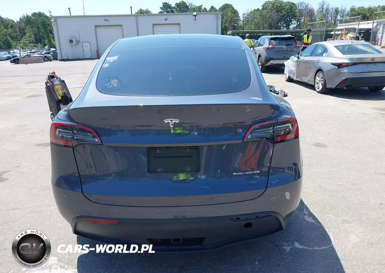 2023 Tesla Model Y Awd-Long Range Dual Motor All-Wheel Drive VIN:7SAYGDEE8PF861418 - 16