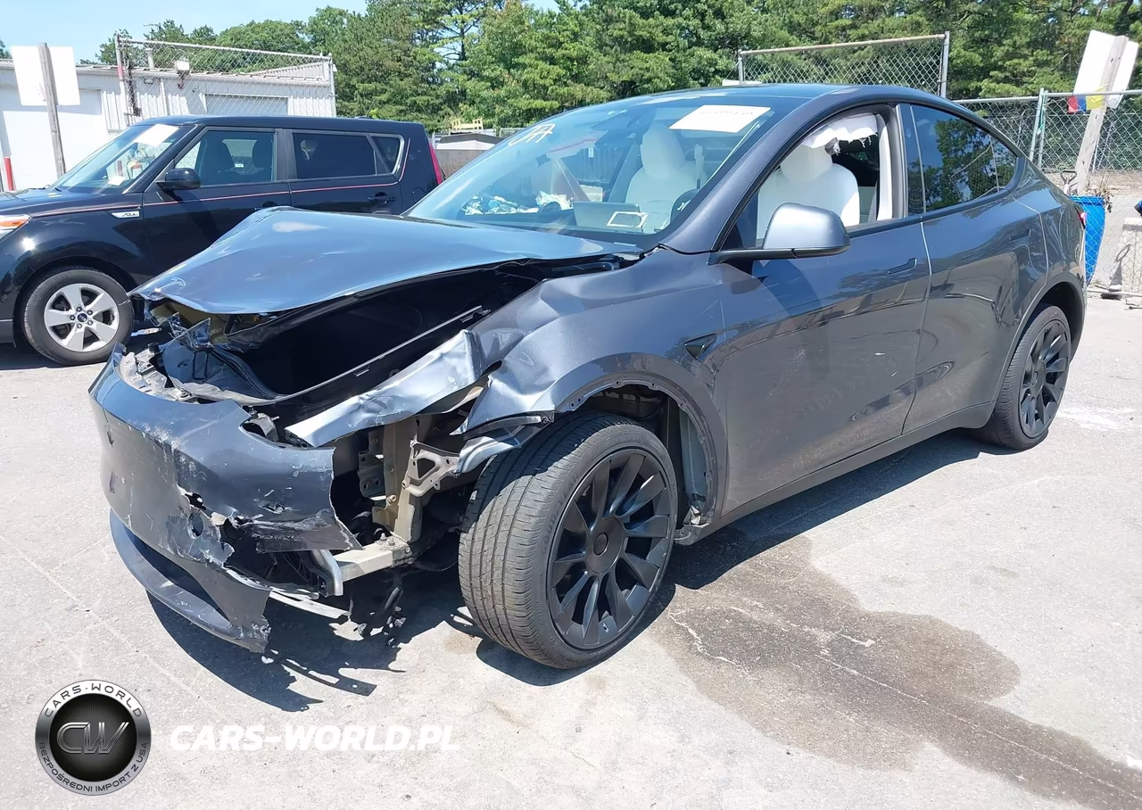 2023 Tesla Model Y Awd-Long Range Dual Motor All-Wheel Drive VIN:7SAYGDEE8PF861418 - 2