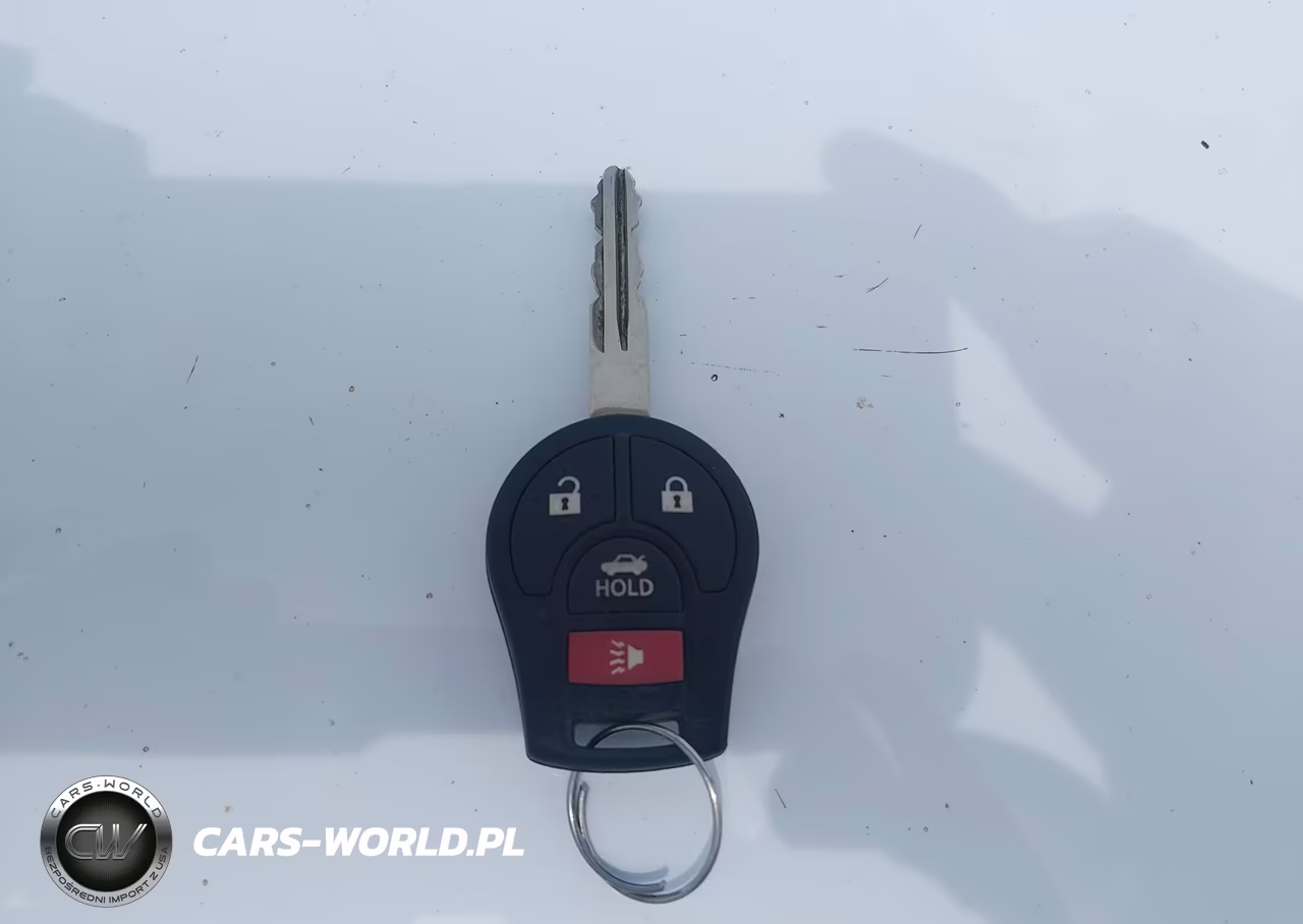 2018 Nissan Sentra S VIN:3N1AB7AP0JY330993 - 11
