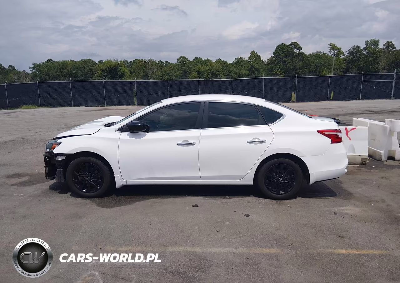 2018 Nissan Sentra S VIN:3N1AB7AP0JY330993 - 15