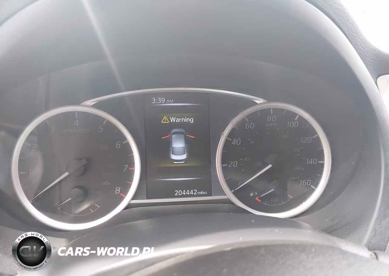2018 Nissan Sentra S VIN:3N1AB7AP0JY330993 - 7