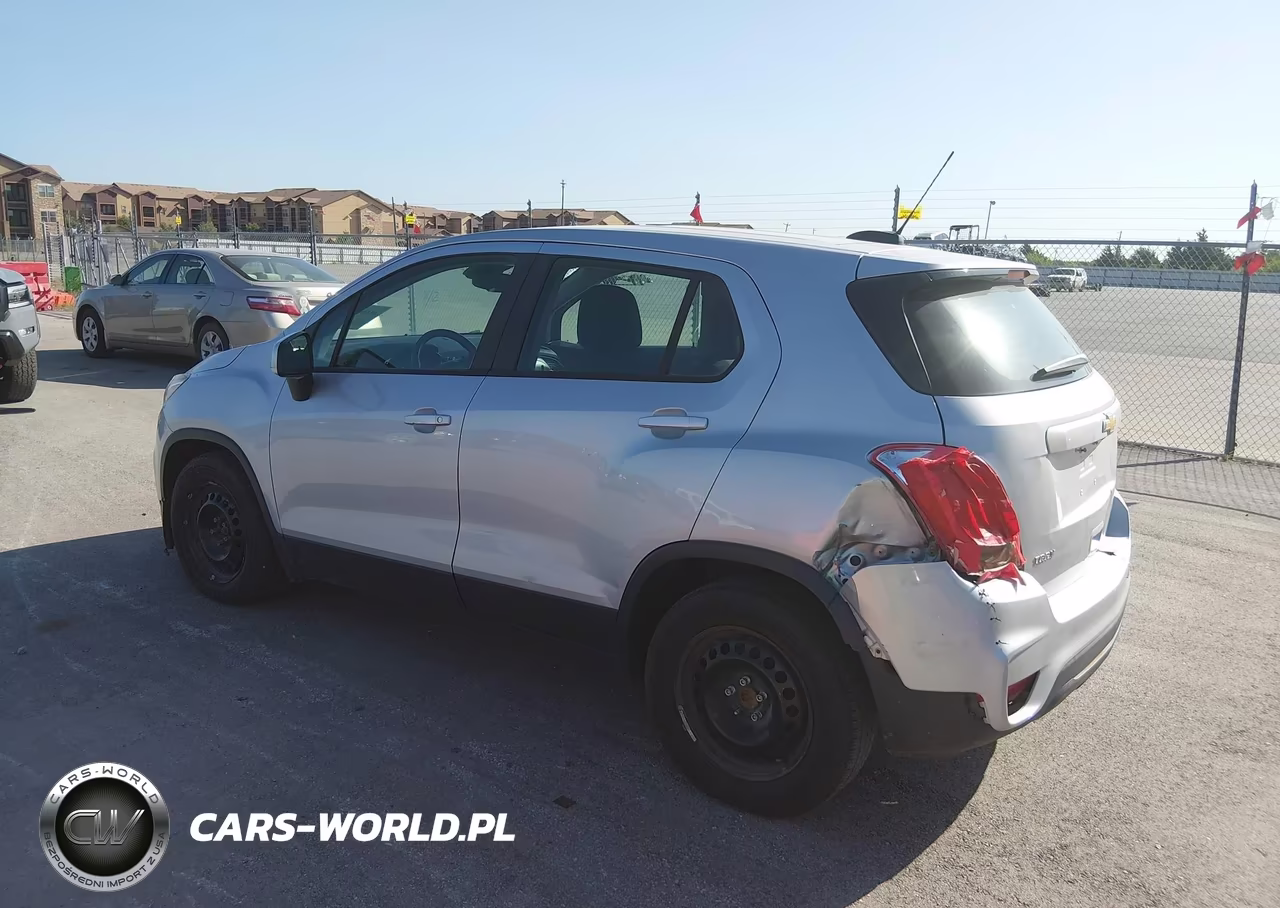 2018 Chevrolet Trax Ls VIN:3GNCJKSB1JL217928 - 3