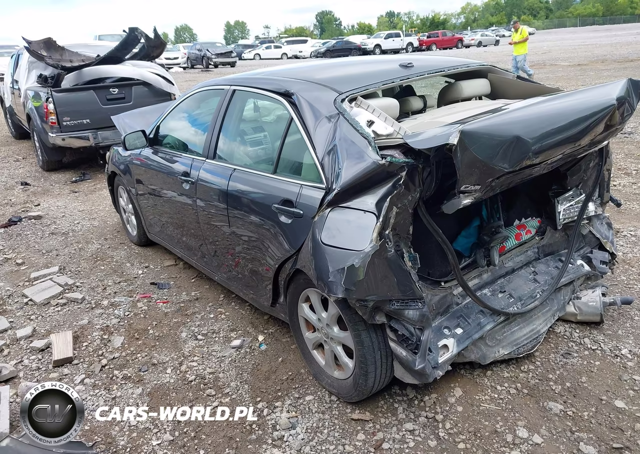 2011 Toyota Camry Le VIN:4T1BF3EK2BU218130 - 3