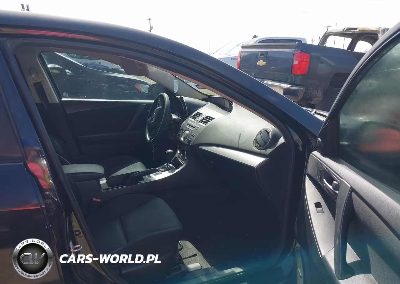 2011 Mazda Mazda3 I Touring VIN:JM1BL1VF9B1472567 - 5
