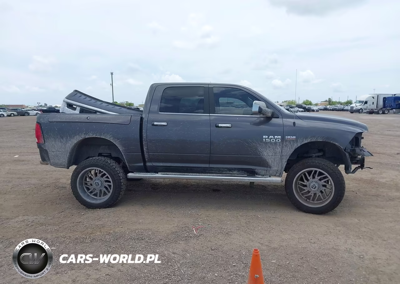 2017 Ram 1500 Lone Star Silver 4X4 5'7 Box VIN:1C6RR7LT7HS729048 - 14