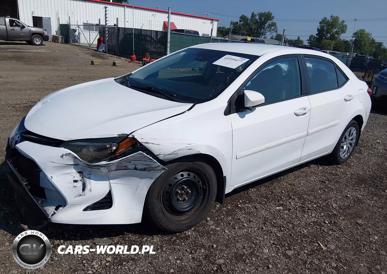 2018 Toyota Corolla Le VIN:2T1BURHE3JC111764 - 2