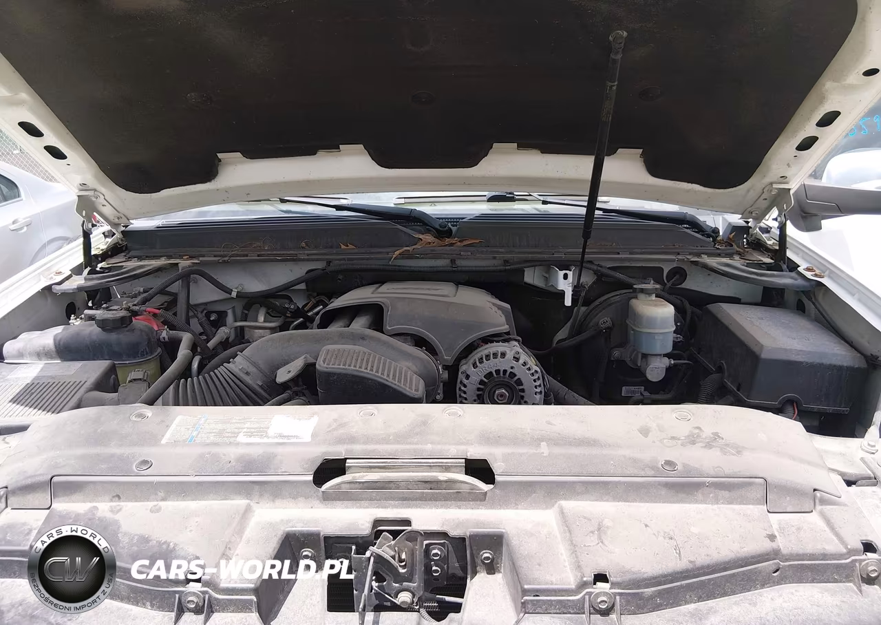 2010 Chevrolet Tahoe Ltz VIN:1GNUKCE03AR196333 - 10