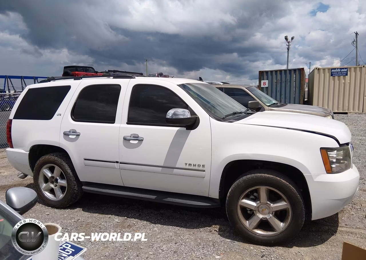2010 Chevrolet Tahoe Ltz VIN:1GNUKCE03AR196333 - 14