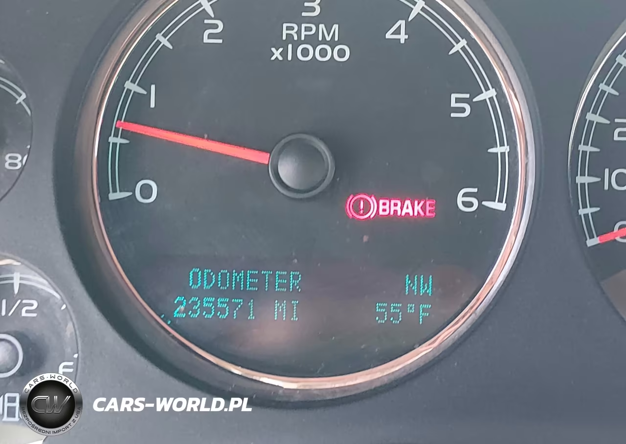2010 Chevrolet Tahoe Ltz VIN:1GNUKCE03AR196333 - 16