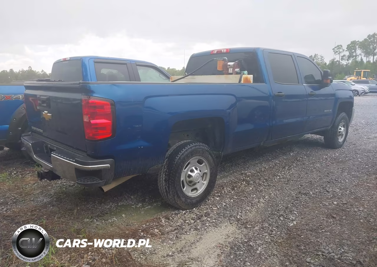 2017 Chevrolet Silverado 2500Hd Work Truck VIN:1GC1CUEG9HF232825 - 4