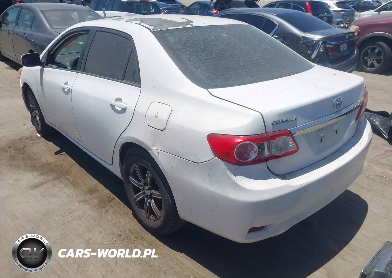2011 Toyota Corolla Le VIN:2T1BU4EEXBC634160 - 3