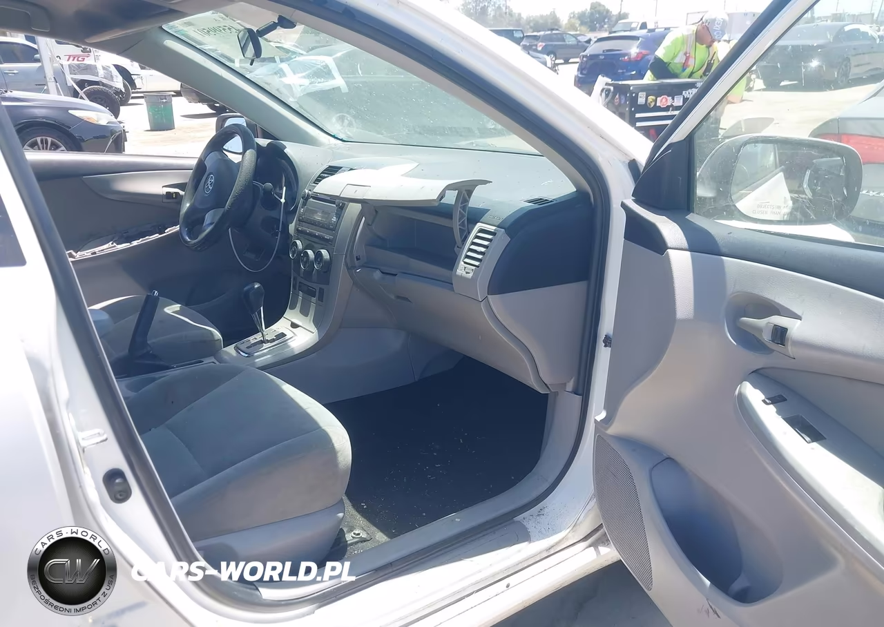 2011 Toyota Corolla Le VIN:2T1BU4EEXBC634160 - 5