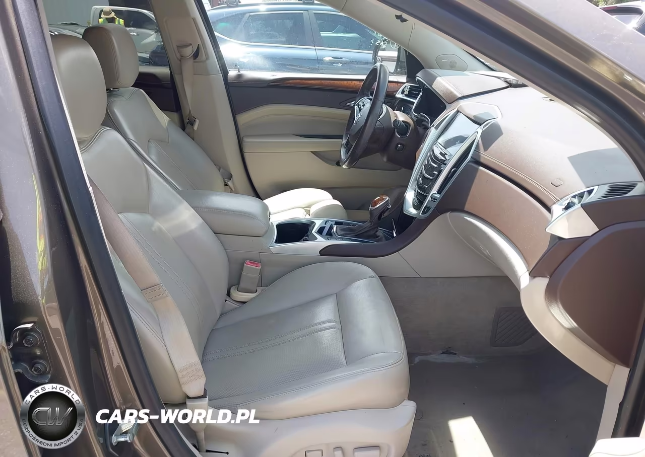 2014 Cadillac Srx Luxury Collection VIN:3GYFNEE3XES675876 - 5