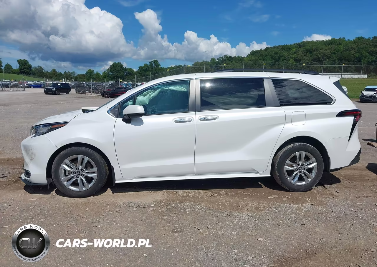 2023 Toyota Sienna Xle VIN:5TDJSKFC9PS100780 - 13