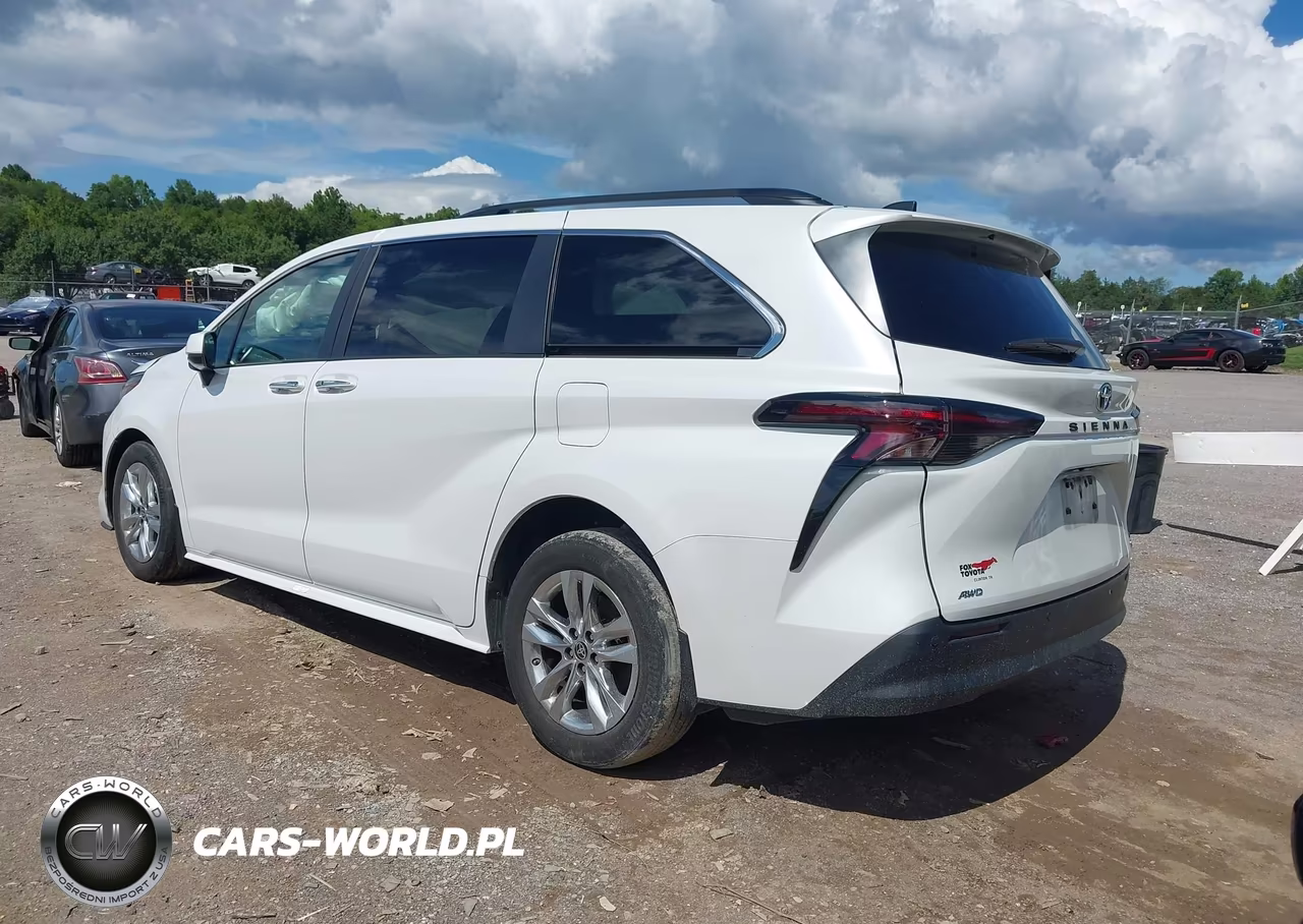 2023 Toyota Sienna Xle VIN:5TDJSKFC9PS100780 - 3