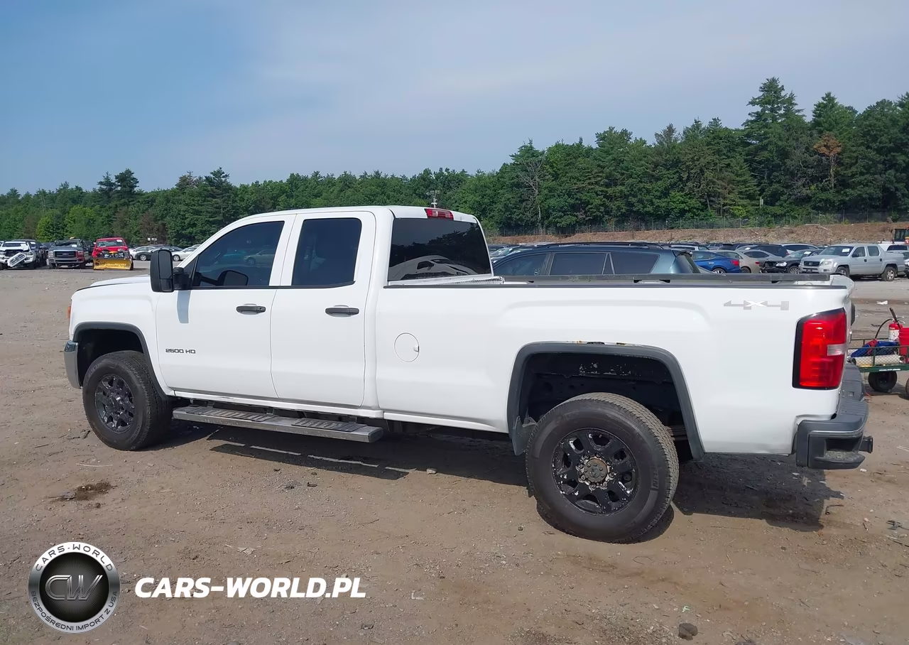 2015 GMC Sierra 2500Hd VIN:1GT22XE81FZ131792 - 14