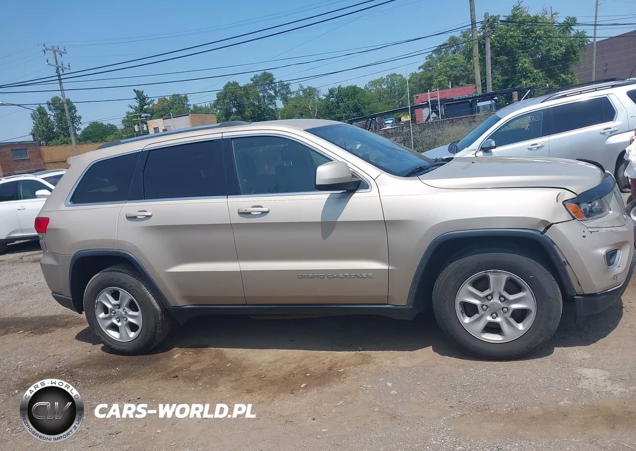 2014 Jeep Grand Cherokee Laredo VIN:1C4RJFAGXEC466270 - 13