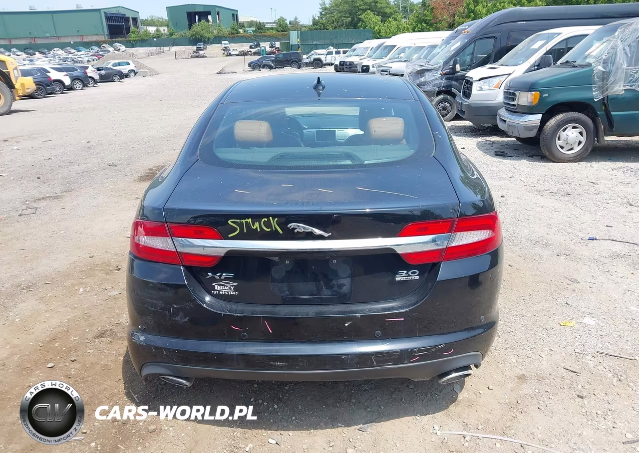 2013 Jaguar Xf V6 Sc VIN:SAJWJ0EFXD8U03089 - 16