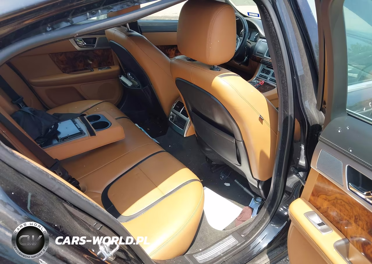 2013 Jaguar Xf V6 Sc VIN:SAJWJ0EFXD8U03089 - 8